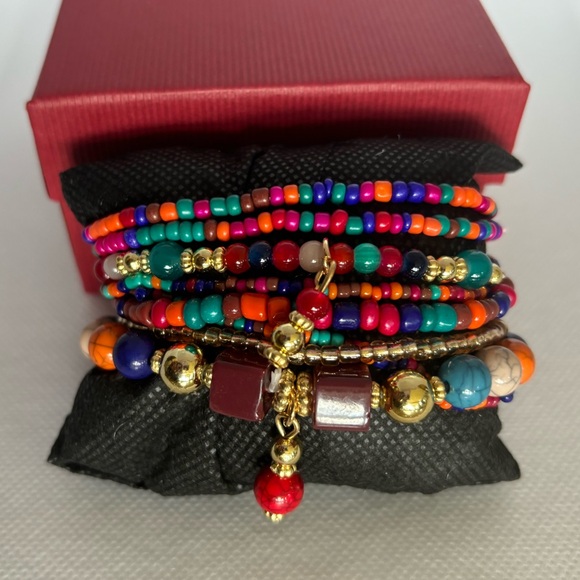 New Women’s Boho Style Stack of Beaded Stretch Bracelets - Picture 1 of 2